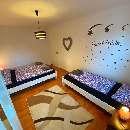 Ferienwohnung Augsburg 1 Екстер'єр фото